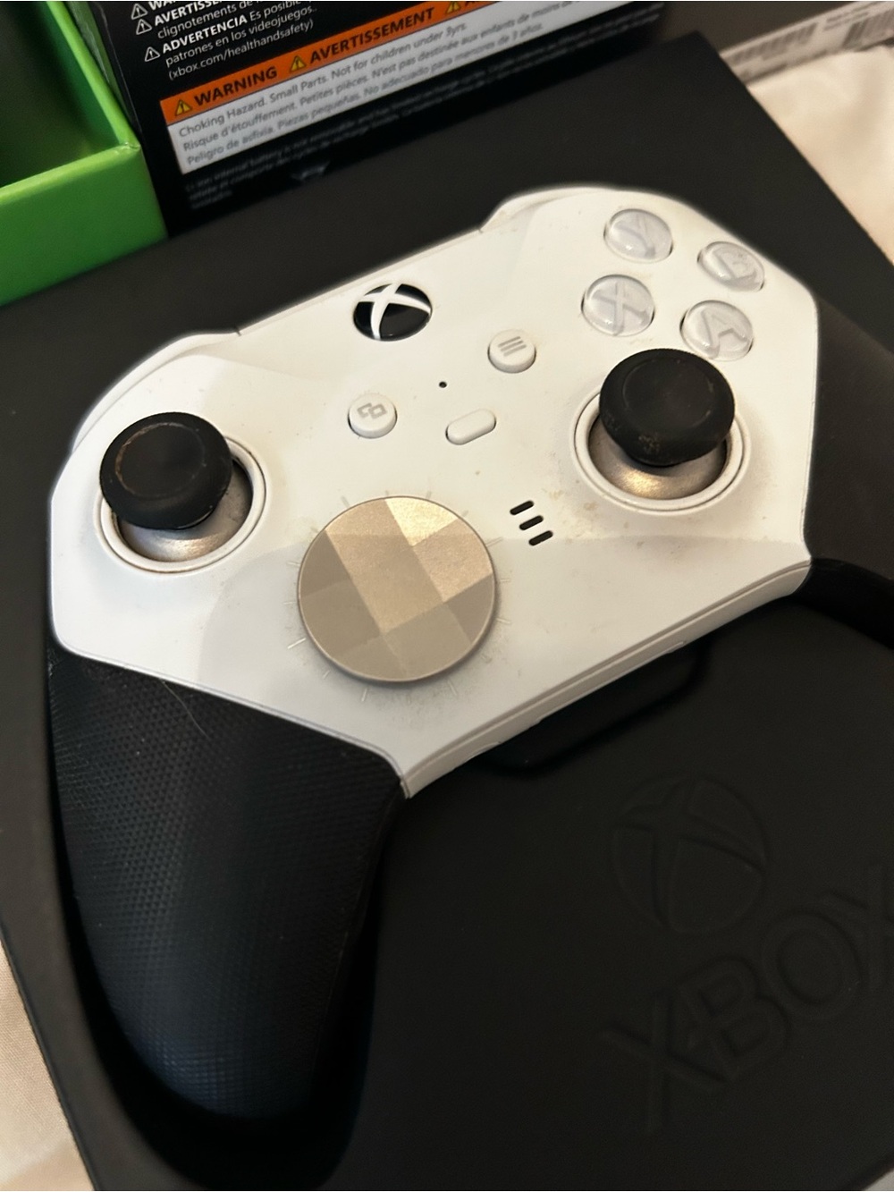 Xbox Elite Series 2 Wireless Controller - White - Picture 3 of 8